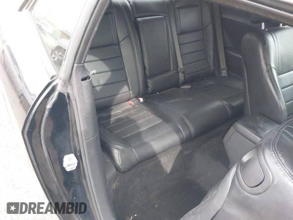 2013 Dodge Challenger R/T z VIN 2C3CDYBT7DH605131, wystawiony jako IAAI lot #43284430 z przebiegiem 55 656 mil mil oraz . Historia ofert i sprzedaży dostępna na DreamBid. Obrazek 8.