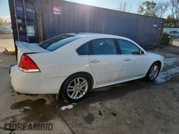 ✅ 2015 Chevrolet Impala LTZ • VIN: 2G1WC5E32F1109955 • Лот: 85404245. Опубликован ранее на Copart с пробегом 113 683 миль. Бесплатный доступ к архиву аукционных продаж из США и подробный отчёт об истории автомобиля на DreamBid. Изображение 3.