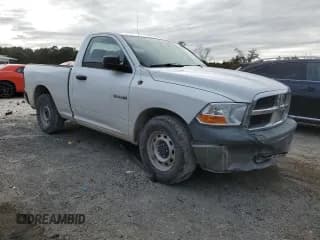 ✅ 2010 Dodge 1500 ST • VIN: 3D7JB1EK3AG124507 • Lot: 41806195. Wystawiony na Copart z przebiegiem 177 358 mil. Bezpłatny archiwum sprzedaży aukcyjnych z USA i szczegółowy raport historii pojazdu na DreamBid. Zdjęcie 4.