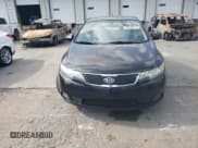 ✅ 2012 Kia Forte LX • VIN: KNAFT4A29C5486868 • Lot: 80538415. Wystawiony na Copart z przebiegiem 96 327 mil. Bezpłatny archiwum sprzedaży aukcyjnych z USA i szczegółowy raport historii pojazdu na DreamBid. Zdjęcie 5.