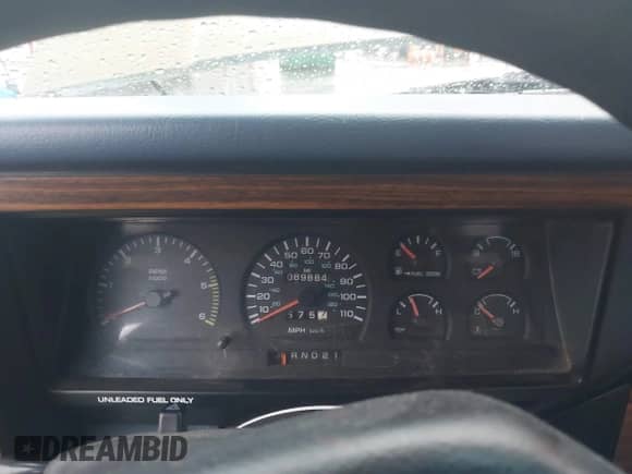 1994 Dodge Dakota z VIN 1B7GG23X0RS575506, wystawiony jako IAAI lot #40965226 z przebiegiem 89 884 mil mil oraz . Historia ofert i sprzedaży dostępna na DreamBid. Obrazek 7.