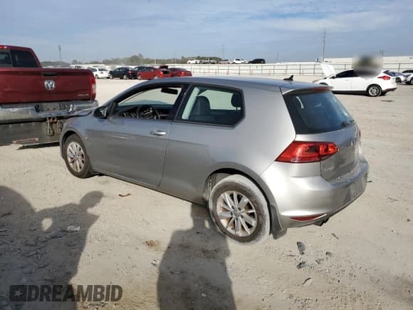 ✅ 2015 Volkswagen Golf TSI S • VIN: 3VW917AU2FM088292 • Лот: 42533675. Опубликован ранее на Copart с пробегом 109 423 миль. Бесплатный доступ к архиву аукционных продаж из США и подробный отчёт об истории автомобиля на DreamBid. Изображение 2.