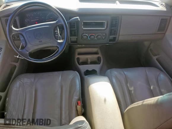 ✅ 2001 Dodge Dakota Sport • VIN: 1B7HL2AN01S307223 • Lot: 81850015. Listed on Copart with 257,318 mi. Free auction sales archive from the USA and detailed vehicle history report at DreamBid. Image 8.