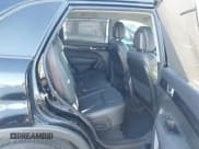 ✅ 2014 Kia Sorento EX • VIN: 5XYKU4A78EG491869 • Lot: 43564744. Listed on IAAI with 178,960 mi. Free auction sales archive from the USA and detailed vehicle history report at DreamBid. Image 8.