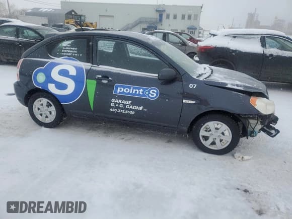 ✅ 2010 Hyundai Accent GL • VIN: KMHCN3BC5AU184817 • Лот: 44754475. Опубликован ранее на Copart с пробегом 169 734 миль. Бесплатный доступ к архиву аукционных продаж из США и подробный отчёт об истории автомобиля на DreamBid. Изображение 4.