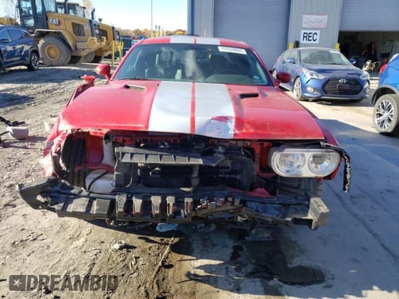 ✅ 2011 Dodge Challenger SRT-8 • VIN: 2B3CJ7DJ1BH526871 • Lot: 77669004. Wystawiony na Copart z przebiegiem 4 544 mil. Bezpłatny archiwum sprzedaży aukcyjnych z USA i szczegółowy raport historii pojazdu na DreamBid. Zdjęcie 5.