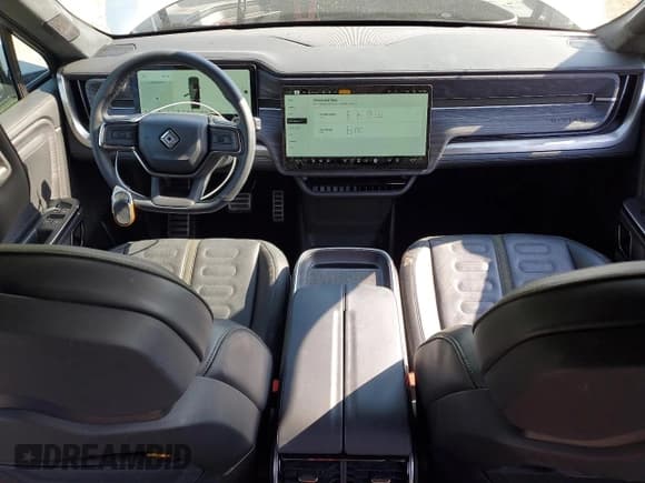 ✅ 2023 Rivian R1S Adventure • VIN: 7PDSGABA3PN016604 • Lot: 55323005. Wystawiony na Copart z przebiegiem 36 055 mil. Bezpłatny archiwum sprzedaży aukcyjnych z USA i szczegółowy raport historii pojazdu na DreamBid. Zdjęcie 8.