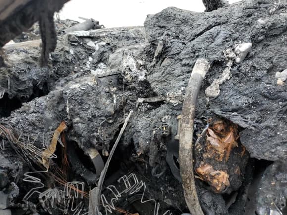 ✅ 2019 Jaguar XE 25t • VIN: SAJAS4FX8KCP51084 • Lot: 80130585. Wystawiony na Copart z przebiegiem Nie podano. Bezpłatny archiwum sprzedaży aukcyjnych z USA i szczegółowy raport historii pojazdu na DreamBid. Zdjęcie 9.