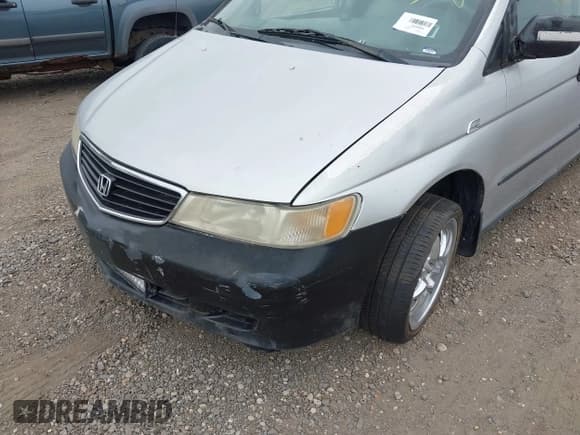 ✅ 2001 Honda Odyssey LX • VIN: 2HKRL18571H517451 • Lot: 43209985. Wystawiony na IAAI z przebiegiem Nie podano. Bezpłatny archiwum sprzedaży aukcyjnych z USA i szczegółowy raport historii pojazdu na DreamBid. Zdjęcie 6.