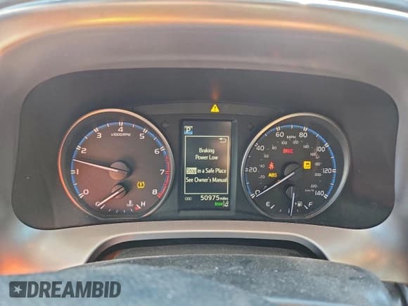 ✅ 2018 Toyota RAV4 XLE • VIN: JTMWFREV7JJ191994 • Lot: 95723885. Listed on Copart with 50,975 mi. Free auction sales archive from the USA and detailed vehicle history report at DreamBid. Image 9.