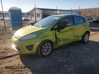 ✅ 2011 Ford Fiesta SE • VIN: 3FADP4EJ5BM195881 • Лот: 85852155. Опубликован ранее на Copart с пробегом 161 150 миль. Бесплатный доступ к архиву аукционных продаж из США и подробный отчёт об истории автомобиля на DreamBid. Изображение 1.