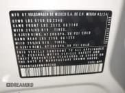 ✅ 2024 Volkswagen Tiguan SE R-Line Black • VIN: 3VVCB7AX4RM099266 • Lot: 42236374. Wystawiony na IAAI z przebiegiem 16 788 mil. Bezpłatny archiwum sprzedaży aukcyjnych z USA i szczegółowy raport historii pojazdu na DreamBid. Zdjęcie 9.