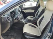 ✅ 2016 Mazda 3 S Grand Touring • VIN: JM1BM1X39G1300210 • Лот: 56933325. Опубликован ранее на Copart с пробегом 42 649 миль. Бесплатный доступ к архиву аукционных продаж из США и подробный отчёт об истории автомобиля на DreamBid. Изображение 7.