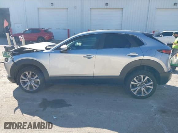 ✅ 2021 Mazda CX-30 Select • VIN: 3MVDMBBL7MM245937 • Лот: 43400804. Опубликован ранее на IAAI с пробегом 57 632 миль. Бесплатный доступ к архиву аукционных продаж из США и подробный отчёт об истории автомобиля на DreamBid. Изображение 14.