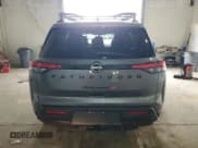 ✅ 2025 Nissan Pathfinder Rock Creek • VIN: 5N1DR3BD9SC250827 • Lot: 58563405. Wystawiony na Copart z przebiegiem 454 mil. Bezpłatny archiwum sprzedaży aukcyjnych z USA i szczegółowy raport historii pojazdu na DreamBid. Zdjęcie 6.