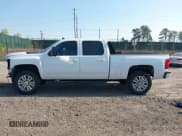 ✅ 2014 Chevrolet Silverado 2500HD LT • VIN: 1GC1KXCG1EF122256 • Lot: 42109783. Listed on IAAI with 152,052 mi. Free auction sales archive from the USA and detailed vehicle history report at DreamBid. Image 14.