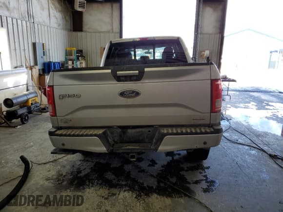 ✅ 2015 Ford F-150 XLT • VIN: 1FTFX1EF4FKF19123 • Лот: 42098704. Опубликован ранее на Copart с пробегом Не указан. Бесплатный доступ к архиву аукционных продаж из США и подробный отчёт об истории автомобиля на DreamBid. Изображение 6.