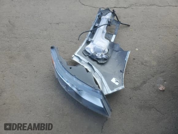 ✅ 2014 Chevrolet Volt • VIN: 1G1RD6E42EU149402 • Лот: 90634245. Опубликован ранее на Copart с пробегом 75 740 миль. Бесплатный доступ к архиву аукционных продаж из США и подробный отчёт об истории автомобиля на DreamBid. Изображение 12.