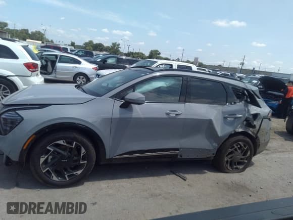 ✅ 2025 Kia Sportage SX-Prestige • VIN: 5XYK53DF0SG292417 • Lot: 42339047. Listed on IAAI with 2,514 mi. Free auction sales archive from the USA and detailed vehicle history report at DreamBid. Image 14.