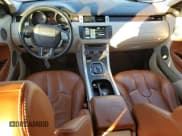 ✅ 2015 Land Rover Range Rover Evoque Prestige • VIN: SALVV2BG0FH015422 • Lot: 85528275. Wystawiony na Copart z przebiegiem 97 815 mil. Bezpłatny archiwum sprzedaży aukcyjnych z USA i szczegółowy raport historii pojazdu na DreamBid. Zdjęcie 8.