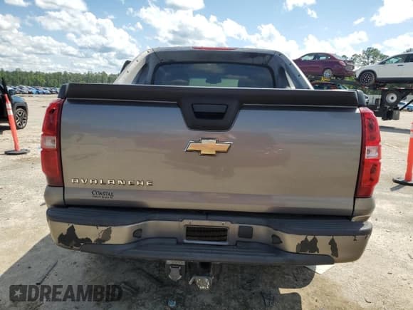✅ 2007 Chevrolet Avalanche 2LT • VIN: 3GNEC12J07G224617 • Lot: 55960925. Listed on Copart with 244,565 mi. Free auction sales archive from the USA and detailed vehicle history report at DreamBid. Image 6.