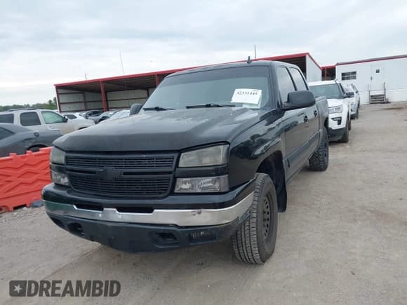 ✅ 2006 Chevrolet Silverado 1500 LT1 • VIN: 2GCEK13T161219462 • Лот: 42331445. Опубликован ранее на IAAI с пробегом 283 442 миль. Бесплатный доступ к архиву аукционных продаж из США и подробный отчёт об истории автомобиля на DreamBid. Изображение 6.