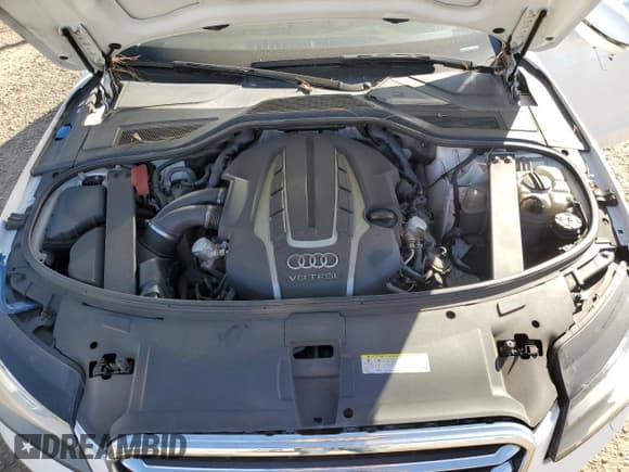 ✅ 2013 Audi A8 4.0L • VIN: WAUR2AFD1DN007515 • Lot: 82527465. Listed on Copart with 132,657 mi. Free auction sales archive from the USA and detailed vehicle history report at DreamBid. Image 11.