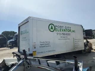 ✅ 2023 GMC Savana Commercial • VIN: 7GZ67VC76PN016182 • Lot: 69872574. Wystawiony na Copart z przebiegiem Nie podano. Bezpłatny archiwum sprzedaży aukcyjnych z USA i szczegółowy raport historii pojazdu na DreamBid. Zdjęcie 3.