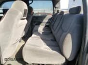 ✅ 2006 Chevrolet Silverado 2500HD LT1 • VIN: 1GCHK23246F103885 • Lot: 48869075. Wystawiony na Copart z przebiegiem Nie podano. Bezpłatny archiwum sprzedaży aukcyjnych z USA i szczegółowy raport historii pojazdu na DreamBid. Zdjęcie 10.