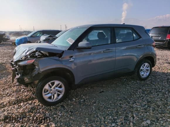 ✅ 2022 Hyundai Venue SE • VIN: KMHRB8A30NU207427 • Lot: 83052634. Listed on Copart with 15,159 mi. Free auction sales archive from the USA and detailed vehicle history report at DreamBid. Image 1.