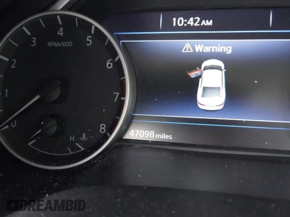 ✅ 2016 Nissan Maxima SL • VIN: 1N4AA6AP4GC383276 • Lot: 41599834. Wystawiony na IAAI z przebiegiem 47 098 mil. Bezpłatny archiwum sprzedaży aukcyjnych z USA i szczegółowy raport historii pojazdu na DreamBid. Zdjęcie 7.