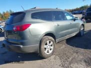✅ 2011 Chevrolet Traverse 2LT • VIN: 1GNKVJED6BJ376475 • Lot: 43502316. Wystawiony na IAAI z przebiegiem 183 947 mil. Bezpłatny archiwum sprzedaży aukcyjnych z USA i szczegółowy raport historii pojazdu na DreamBid. Zdjęcie 4.