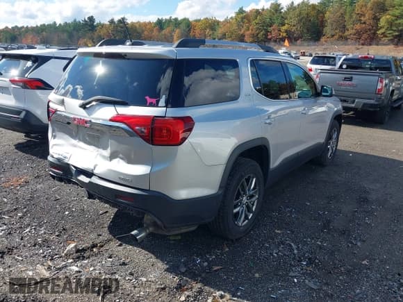 ✅ 2017 GMC Acadia SLT • VIN: 1GKKNULSXHZ265759 • Lot: 43505047. Listed on IAAI with 76,336 mi. Free auction sales archive from the USA and detailed vehicle history report at DreamBid. Image 4.