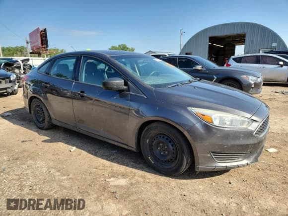 ✅ 2015 Ford Focus S • VIN: 1FADP3E26FL219678 • Лот: 61764605. Опубликован ранее на Copart с пробегом 122 893 миль. Бесплатный доступ к архиву аукционных продаж из США и подробный отчёт об истории автомобиля на DreamBid. Изображение 4.