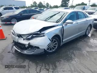 ✅ 2015 Lincoln MKZ • VIN: 3LN6L2J97FR604269 • Lot: 43352062. Wystawiony na IAAI z przebiegiem 117 102 mil. Bezpłatny archiwum sprzedaży aukcyjnych z USA i szczegółowy raport historii pojazdu na DreamBid. Zdjęcie 2.