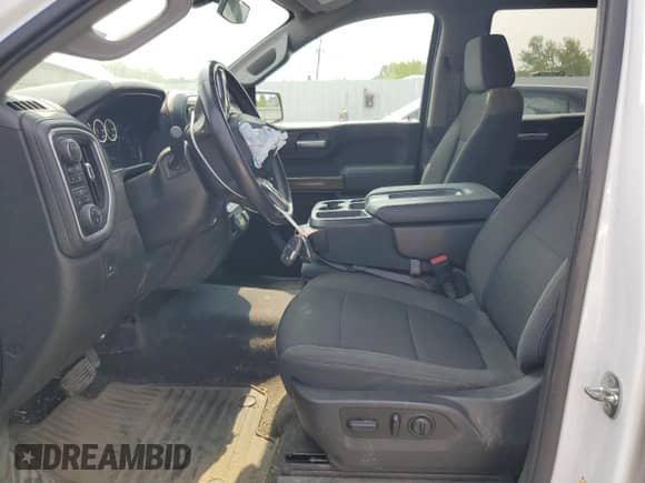 2021 Chevrolet Silverado 1500 LT z VIN 1GCPYDEK5MZ273316, wystawiony jako Copart lot #67452125 z przebiegiem 31 115 mil mil oraz Szkoda całkowita • Salvage title. Historia ofert i sprzedaży dostępna na DreamBid. Obrazek 7.