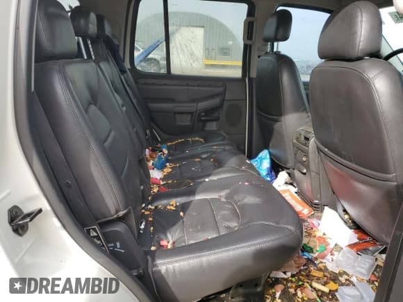 ✅ 2003 Ford Explorer Limited • VIN: 1FMZU75W73ZA10408 • Lot: 68181285. Wystawiony na Copart z przebiegiem 212 341 mil. Bezpłatny archiwum sprzedaży aukcyjnych z USA i szczegółowy raport historii pojazdu na DreamBid. Zdjęcie 11.