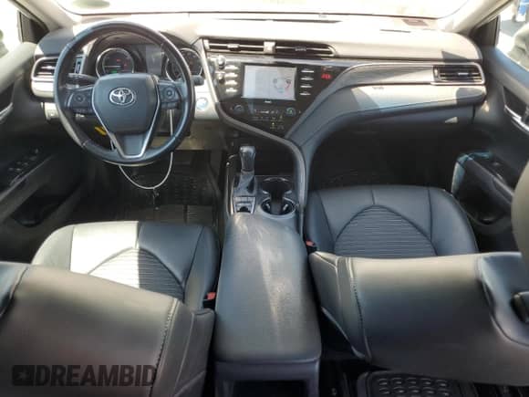 2020 Toyota Camry Hybrid SE с VIN 4T1G31AK0LU544230, выставлен на аукционе Copart как лот 69833395 с пробегом 147 359 миль миль и Списание • Salvage title. История ставок и продаж доступна на DreamBid. Изображение 8.