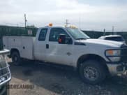 ✅ 2014 Ford F-250 • VIN: 1FD7X2BT1EEA74742 • Lot: 41937930. Listed on IAAI with 268,877 mi. Free auction sales archive from the USA and detailed vehicle history report at DreamBid. Image 13.