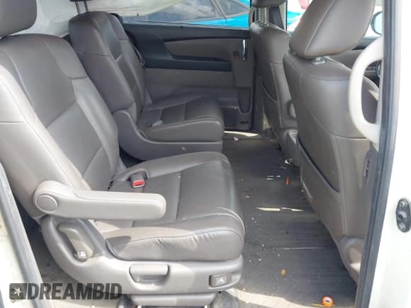 ✅ 2015 Honda Odyssey EX-L • VIN: 5FNRL5H66FB076806 • Лот: 42996026. Опубликован ранее на IAAI с пробегом 107 625 миль. Бесплатный доступ к архиву аукционных продаж из США и подробный отчёт об истории автомобиля на DreamBid. Изображение 8.