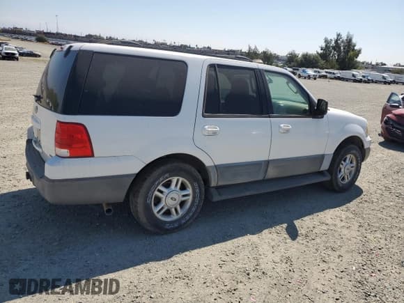 ✅ 2004 Ford Expedition Special Service • VIN: 1FMPU16L84LB34152 • Lot: 80222925. Wystawiony na Copart z przebiegiem 270 377 mil. Bezpłatny archiwum sprzedaży aukcyjnych z USA i szczegółowy raport historii pojazdu na DreamBid. Zdjęcie 3.