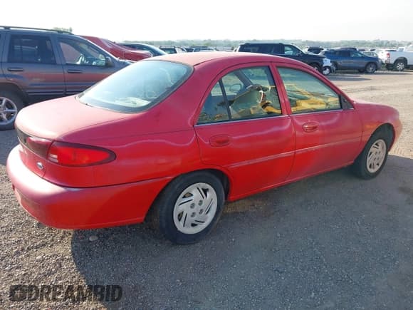 ✅ 2000 Ford Escort • VIN: 3FAFP13P5YR259721 • Лот: 42708840. Опубликован ранее на IAAI с пробегом 61 543 миль. Бесплатный доступ к архиву аукционных продаж из США и подробный отчёт об истории автомобиля на DreamBid. Изображение 4.