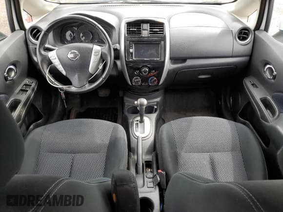 ✅ 2015 Nissan Note S • VIN: 3N1CE2CP4FL404422 • Lot: 55834855. Wystawiony na Copart z przebiegiem 113 990 mil. Bezpłatny archiwum sprzedaży aukcyjnych z USA i szczegółowy raport historii pojazdu na DreamBid. Zdjęcie 8.