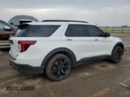 ✅ 2022 Ford Explorer ST • VIN: 1FM5K8GC0NGC36981 • Lot: 71115265. Wystawiony na Copart z przebiegiem 16 311 mil. Bezpłatny archiwum sprzedaży aukcyjnych z USA i szczegółowy raport historii pojazdu na DreamBid. Zdjęcie 3.