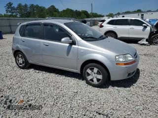 ✅ 2007 Chevrolet Aveo LS • VIN: KL1TD66617B758922 • Lot: 52804665. Wystawiony na Copart z przebiegiem 91 639 mil. Bezpłatny archiwum sprzedaży aukcyjnych z USA i szczegółowy raport historii pojazdu na DreamBid. Zdjęcie 4.
