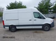 ✅ 2020 Mercedes-Benz Sprinter • VIN: W1W4EBHY9LT022420 • Lot: 42178313. Wystawiony na IAAI z przebiegiem 222 007 mil. Bezpłatny archiwum sprzedaży aukcyjnych z USA i szczegółowy raport historii pojazdu na DreamBid. Zdjęcie 13.