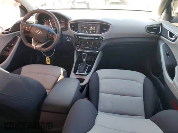 2017 Hyundai Ioniq Blue с VIN KMHC65LCXHU024840, выставлен на аукционе Copart как лот 76597864 с пробегом 70 901 миль миль и Списание • Salvage title. История ставок и продаж доступна на DreamBid. Изображение 8.