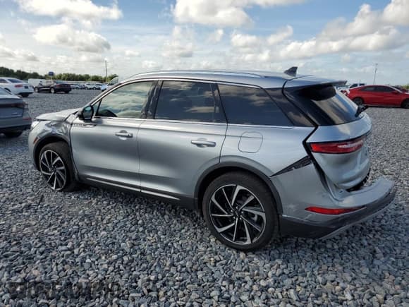 ✅ 2023 Lincoln Corsair Reserve • VIN: 5LMCJ2CA1PUL27285 • Lot: 60415455. Wystawiony na Copart z przebiegiem 6 650 mil. Bezpłatny archiwum sprzedaży aukcyjnych z USA i szczegółowy raport historii pojazdu na DreamBid. Zdjęcie 2.