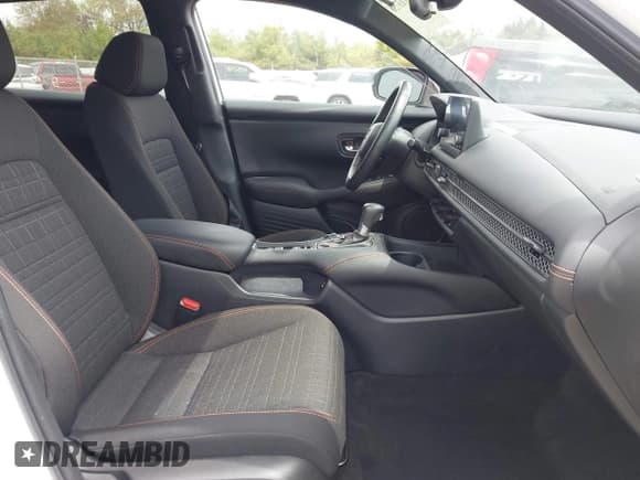 ✅ 2024 Honda HR-V Sport • VIN: 3CZRZ2H57RM705519 • Lot: 42113758. Listed on IAAI with 66,695 mi. Free auction sales archive from the USA and detailed vehicle history report at DreamBid. Image 5.