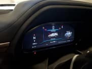 ✅ 2023 Chevrolet Suburban High Country • VIN: 1GNSKGKT3PR482608 • Lot: 62395875. Wystawiony na Copart z przebiegiem 14 382 mil. Bezpłatny archiwum sprzedaży aukcyjnych z USA i szczegółowy raport historii pojazdu na DreamBid. Zdjęcie 9.